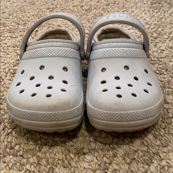 dirty white crocs